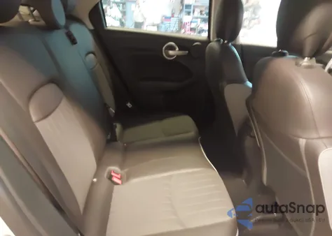 2016 Fiat 500X Lounge из США, поврежденный, VIN ZFBCFYDT0GP332060